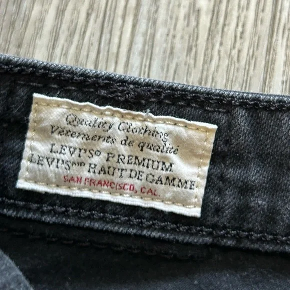 Levi's 721 Black Label Women's  High Rise Skinny Jeans. W26xL30 - Picture 5 of 11